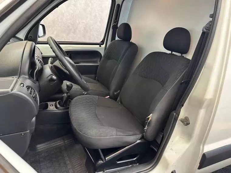 Renault Kangoo Branco 11