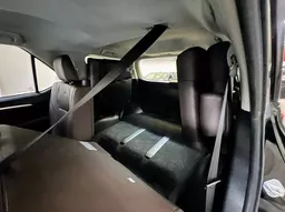 Toyota Hilux SW4