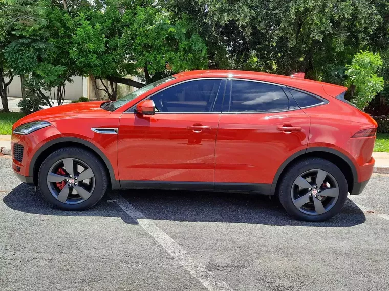 Jaguar E-pace  Vermelho 4