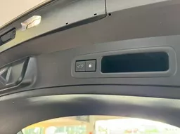 Lexus UX 250H