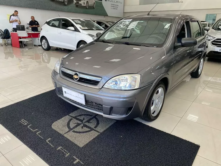 Chevrolet Corsa Cinza 3