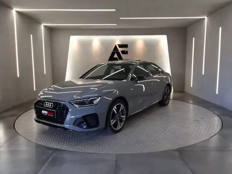 Audi A4 Cinza 5