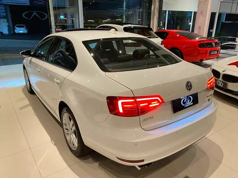 Volkswagen Jetta Branco 7