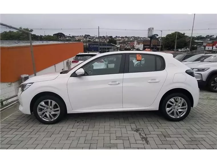 Peugeot 208 Branco 4