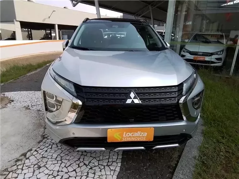 Mitsubishi Eclipse Cross Prata 1