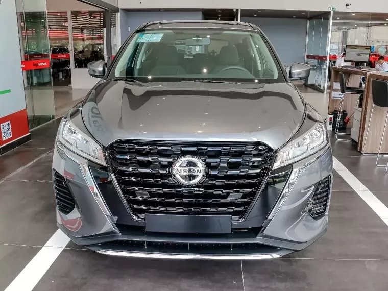 Nissan Kicks Cinza 4