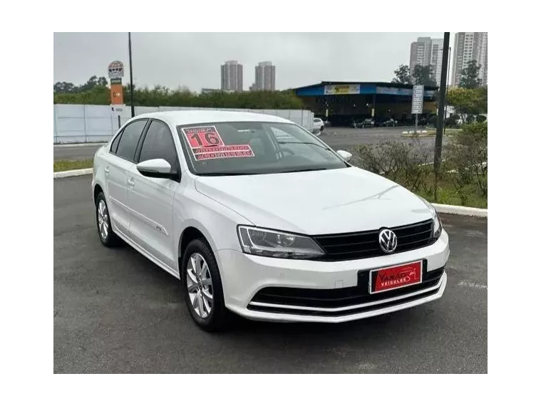 Volkswagen Jetta Branco 8