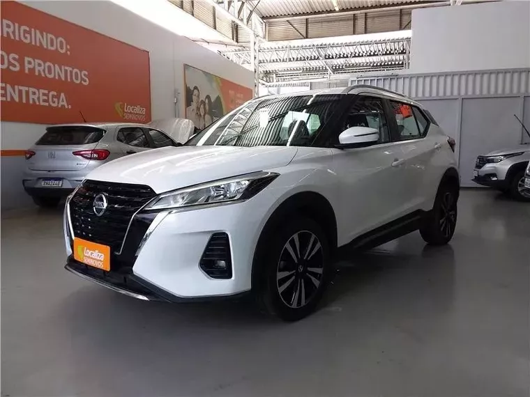 Nissan Kicks Branco 7