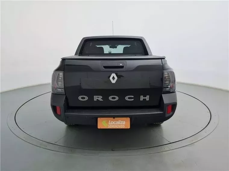 Renault Oroch Preto 5