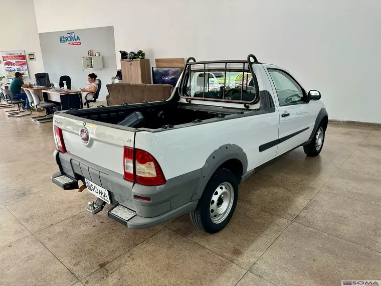 Fiat Strada Branco 3