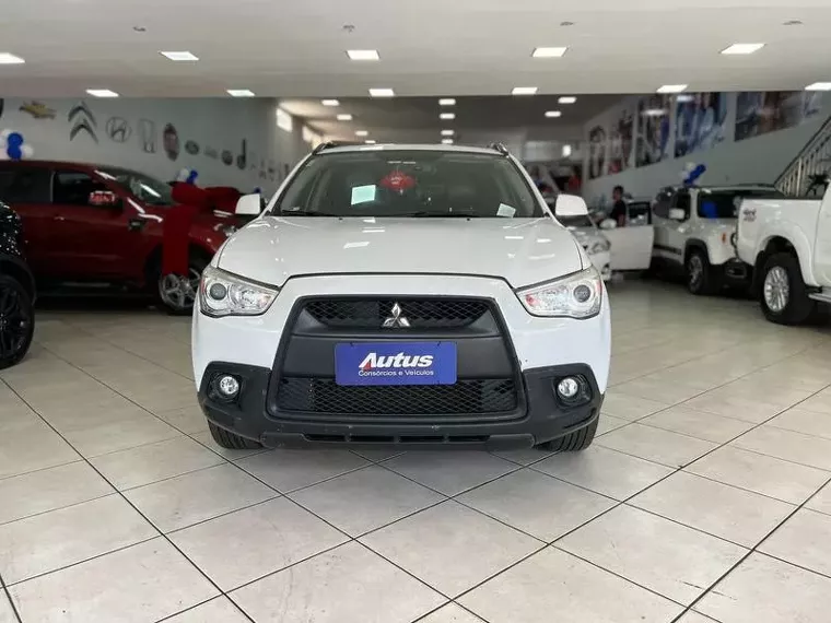 Mitsubishi ASX Branco 4