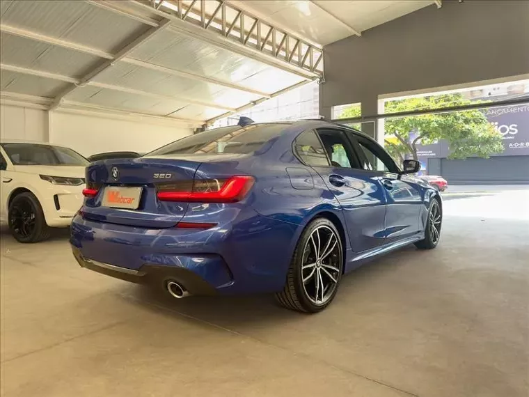 BMW 320i Azul 7