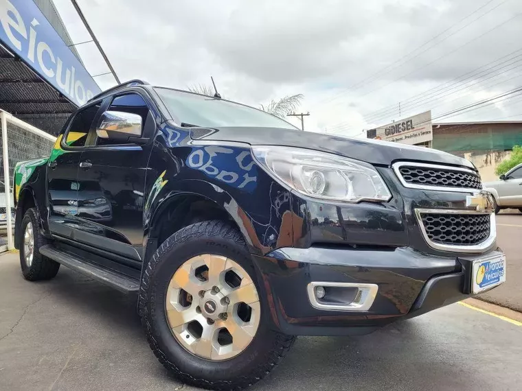 Chevrolet S10 Preto 8