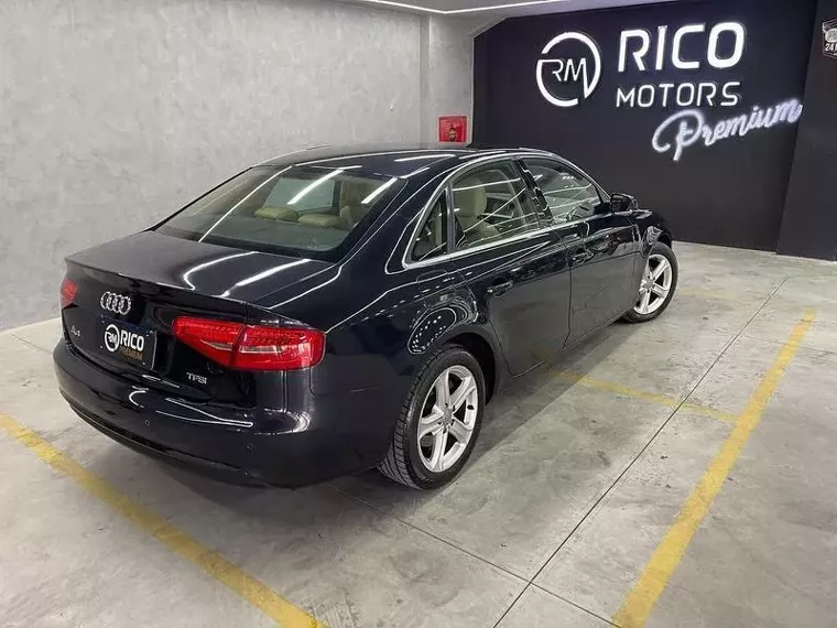 Audi A4 Azul 4