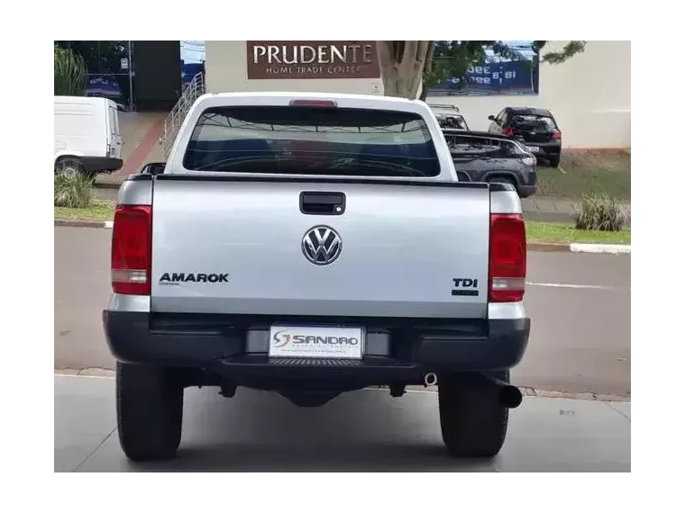 Volkswagen Amarok Prata 2