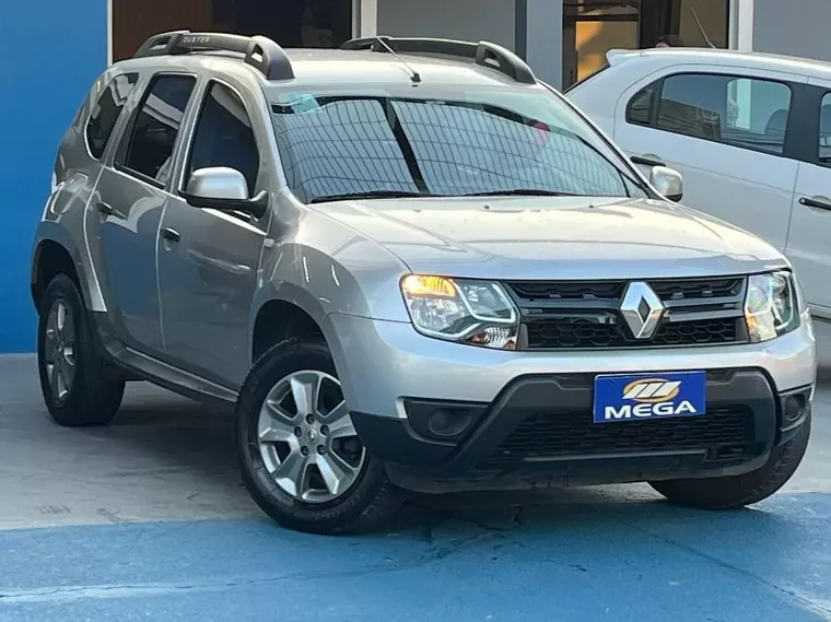 Renault Duster Prata 1