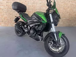 Bajaj Dominar