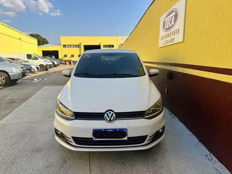 Volkswagen Fox Branco 1