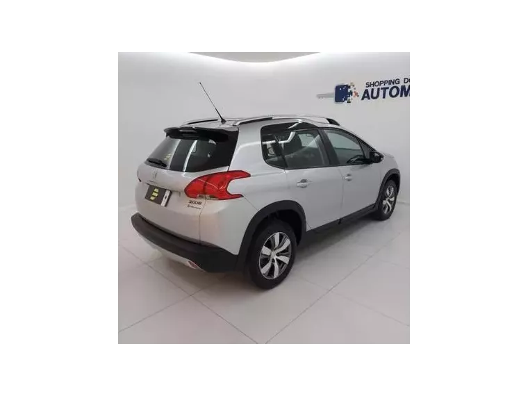 Peugeot 2008 Prata 13