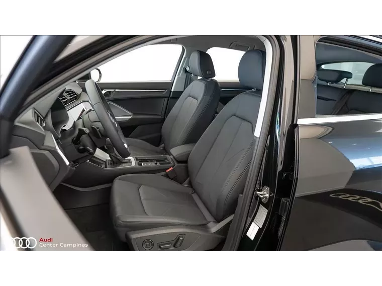 Audi Q3 Preto 18