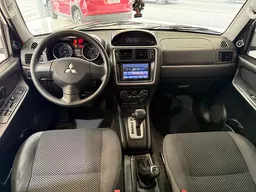 Mitsubishi Pajero TR4