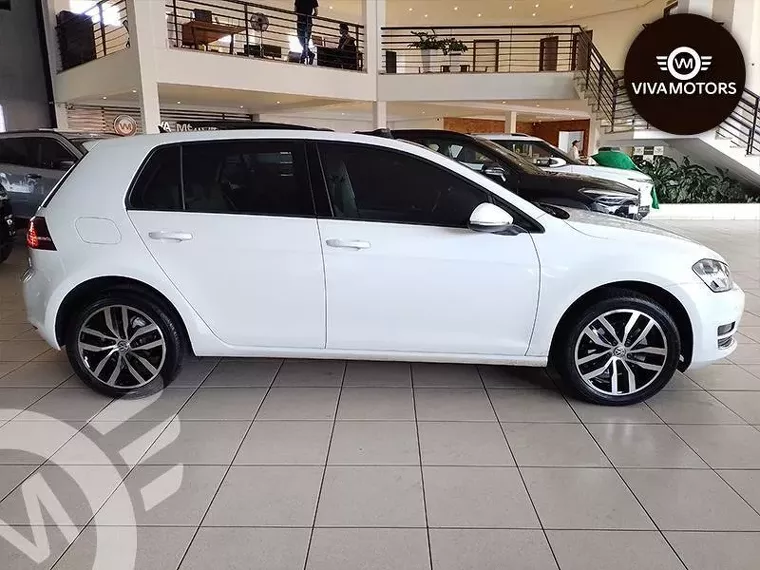 Volkswagen Golf Branco 5