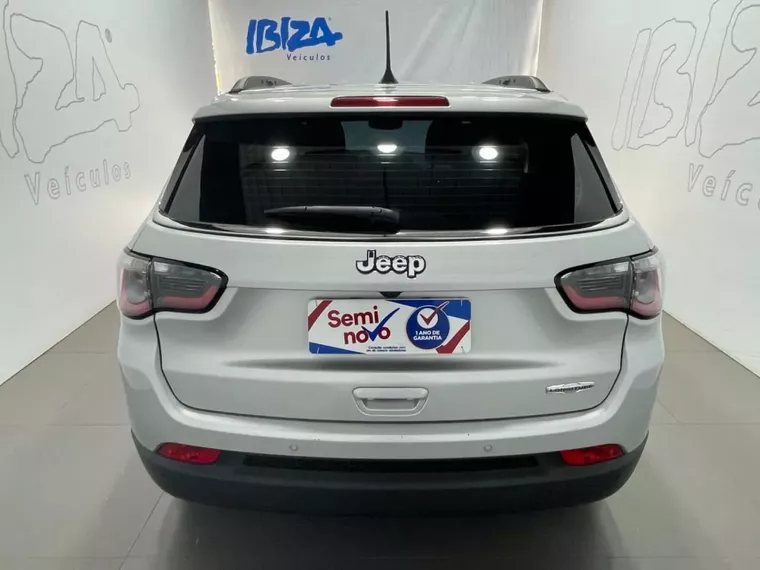 Jeep Compass Prata 10