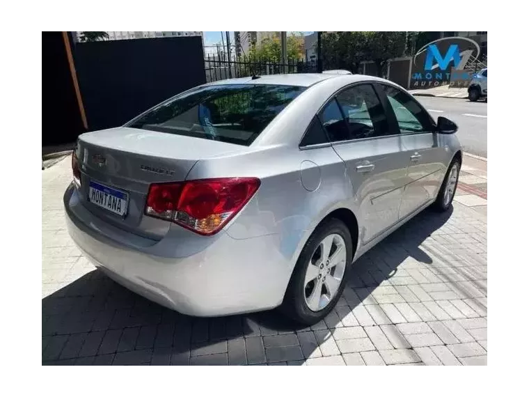 Chevrolet Cruze Prata 2