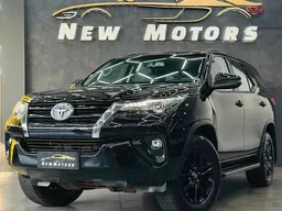 Toyota Hilux SW4