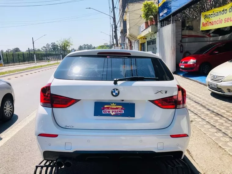 BMW X1 Branco 10