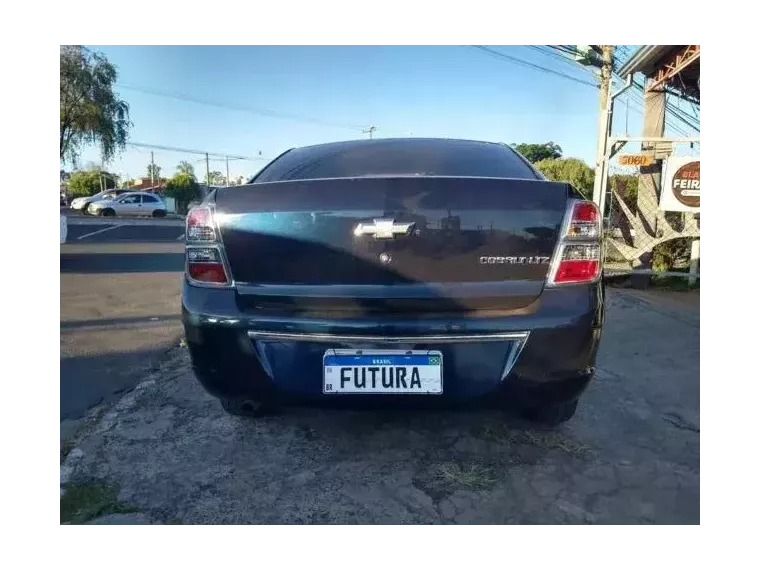 Chevrolet Cobalt Azul 2