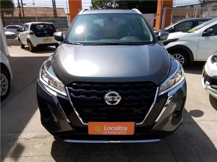 Nissan Kicks Cinza 9