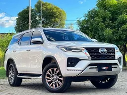 Toyota Hilux SW4