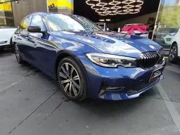BMW 320i
