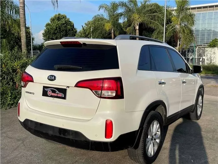 KIA Sorento Branco 13