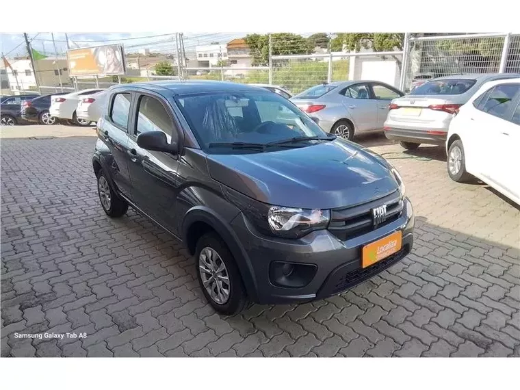 Fiat Mobi Prata 9