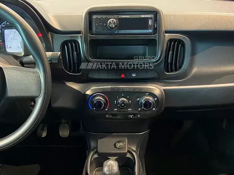 Fiat Mobi Cinza 10