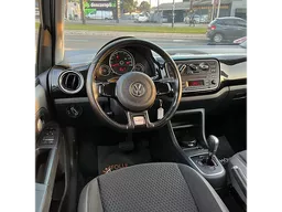 Volkswagen Cross UP