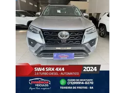 Toyota Hilux SW4