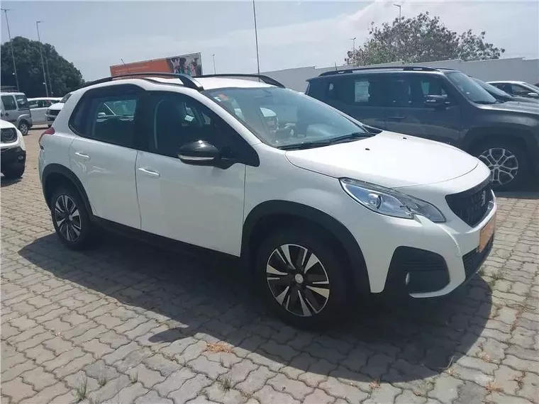 Peugeot 2008 Branco 16