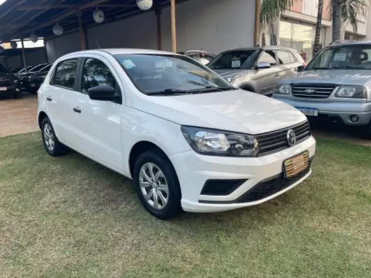 Volkswagen Gol Branco 5