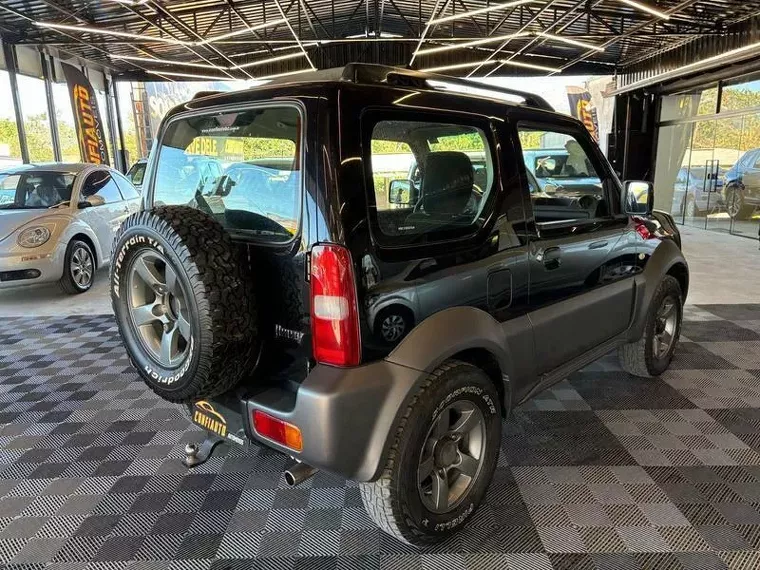 Suzuki Jimny Preto 5