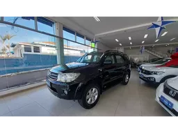 Toyota Hilux SW4