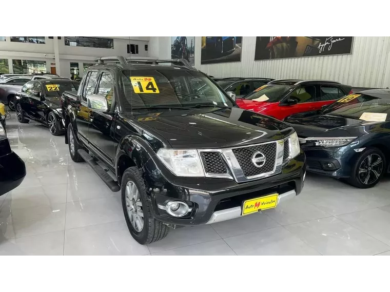 Nissan Frontier Preto 14