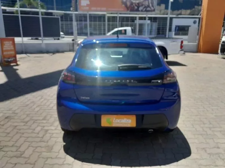 Peugeot 208 Azul 8