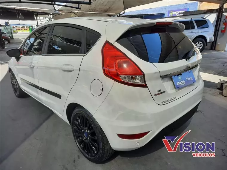 Ford Fiesta Branco 6