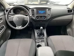 Mitsubishi L200 Triton