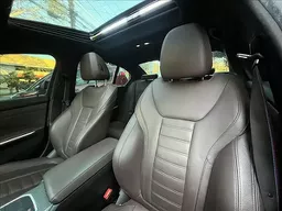BMW 330e