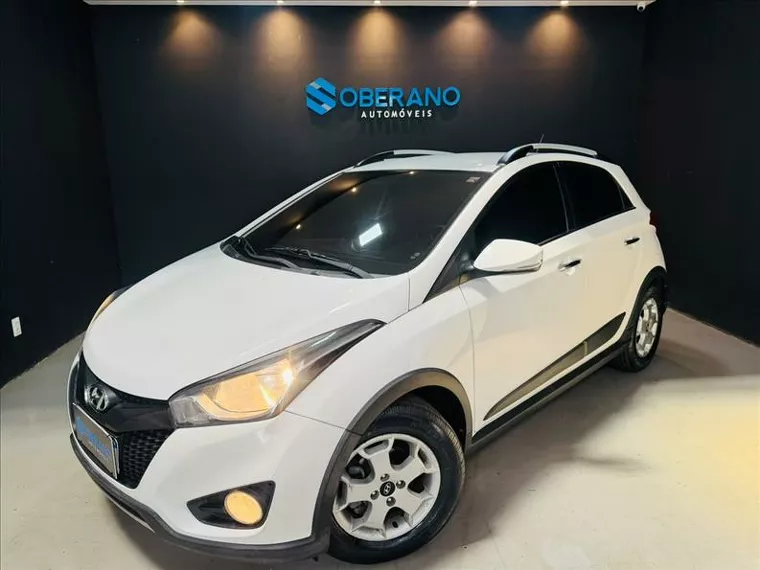 Hyundai Hb20X 1.6 16V PREMIUM FLEX 4P AUTOMÁTICO 2015