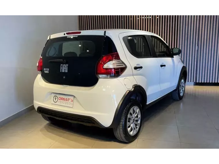 Fiat Mobi Branco 17